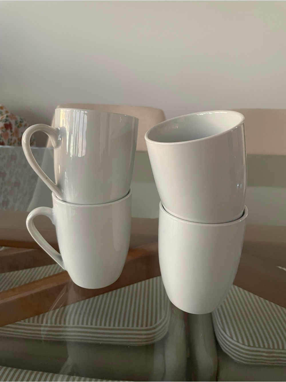 • Minimal White Mug Set (4-Pack)